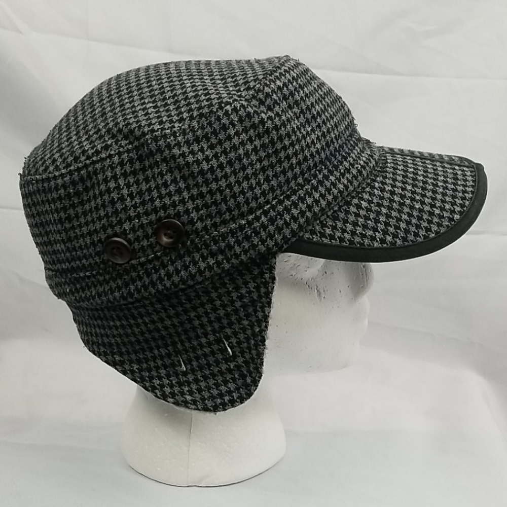Outdoor Research Yukon Cap Wool Blend Fleece Lined Winter Hat Charcoal